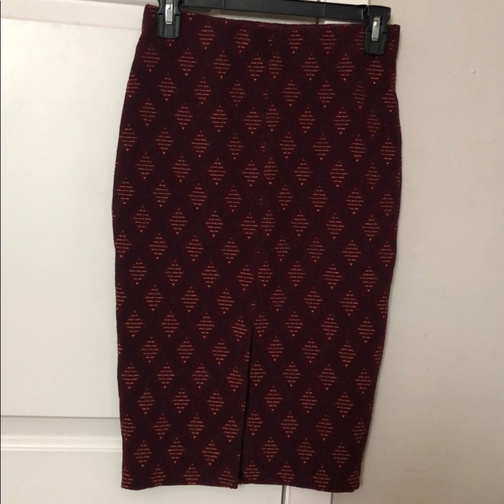 Zara trf printed body fitting midi skirt